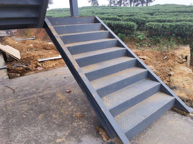 Metal Building Workshop with Customized Steel Stairs Design-STB03 - Image 5